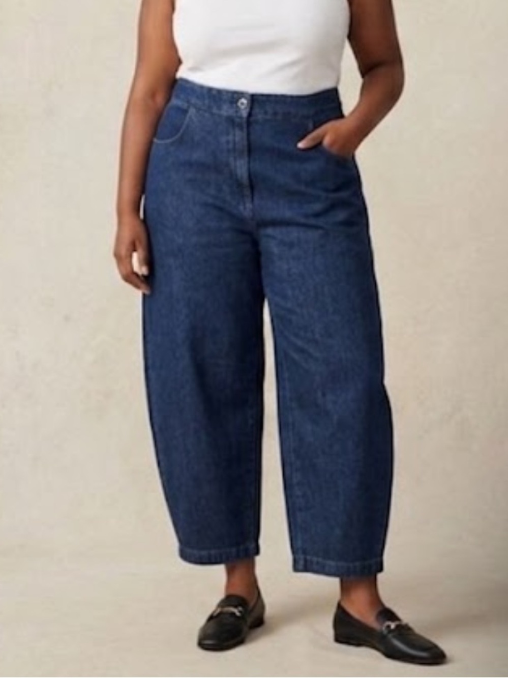 Zara Barrel Leg Dark Blue Jeans size large
